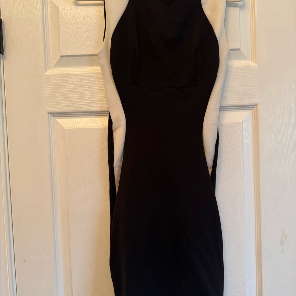 Black Sleeveless Halter Bodycon Dress